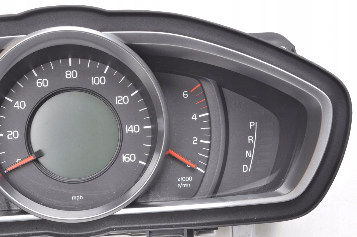 VOLVO V40 II 1.6 D2 114KM COUNTER CLOCKS UK 31412876