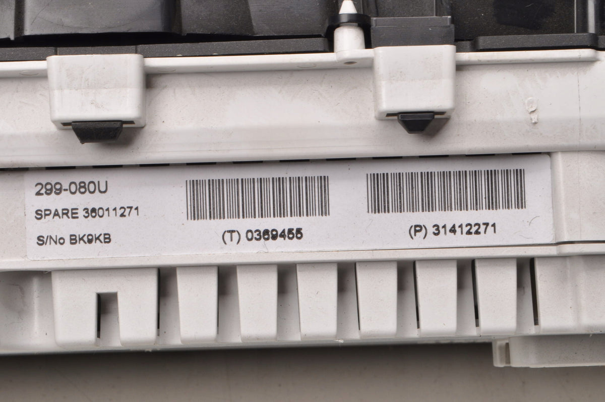 VOLVO V40 II 1.6 D2 COUNTER CLOCKS UK 31412271