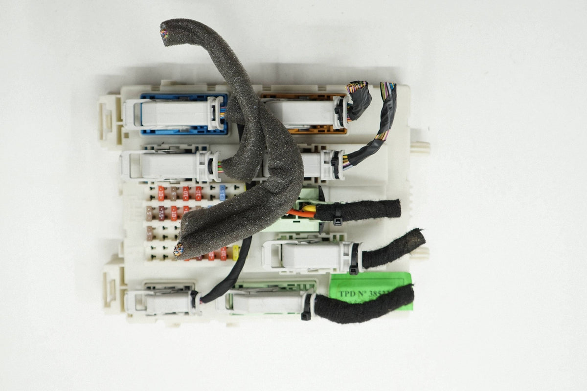 VOLVO V40 II 12R 1.6 D2 MODULE CONTROLLER SAM 31296059