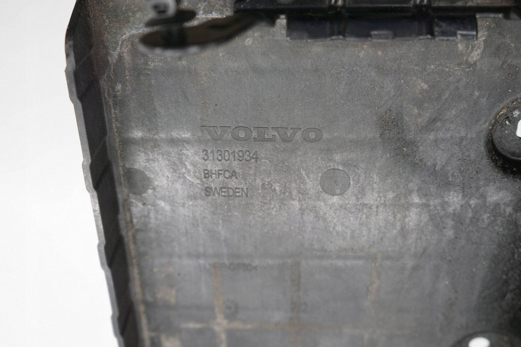 VOLVO V40 II 12R BATTERY BASE 31301934