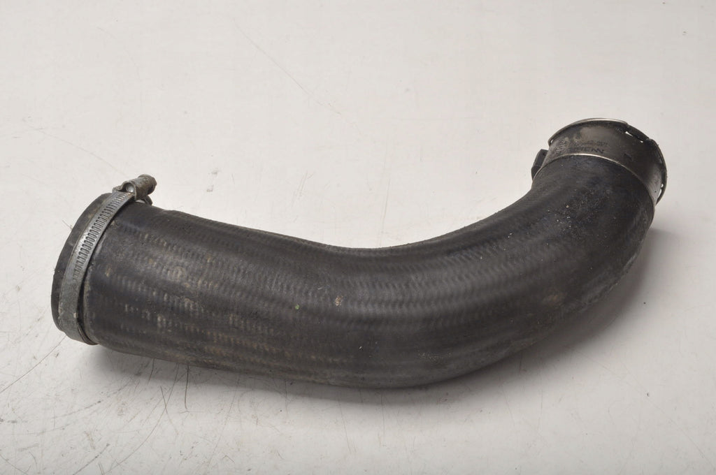 VOLVO V40 II 2.0 D2 INTERCOOLER HOSE 31370687