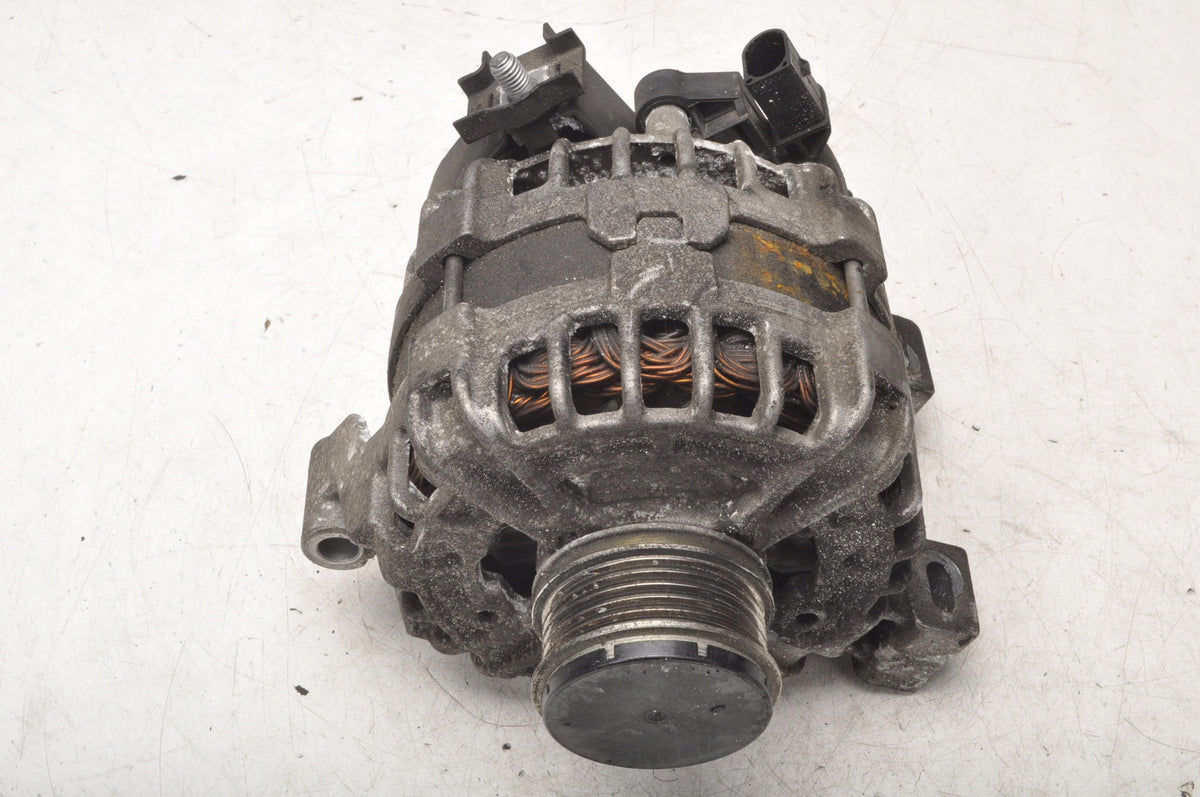 VOLVO V40 II 2.0 D3 150KM ALTERNATOR