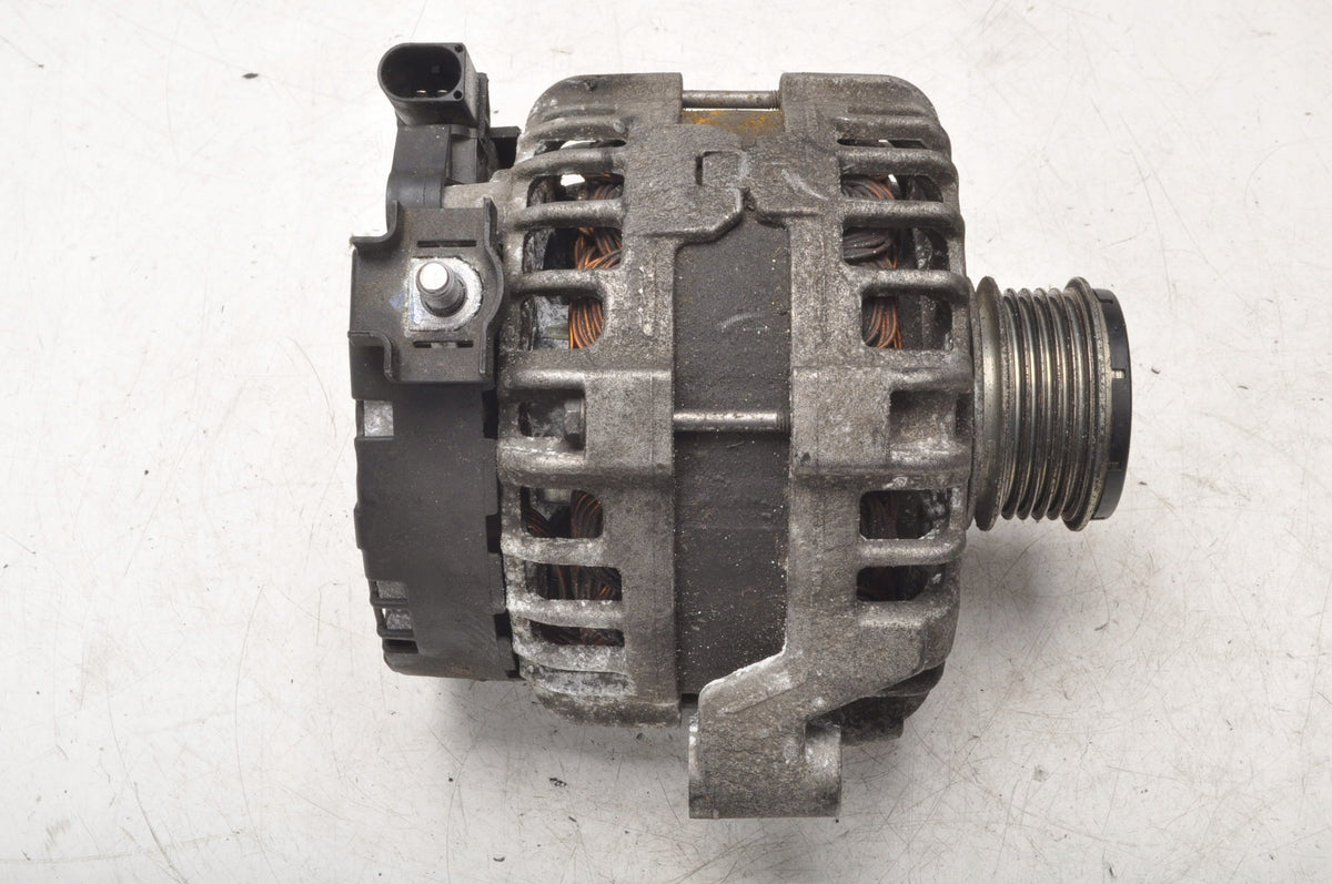 VOLVO V40 II 2.0 D3 150KM ALTERNATOR