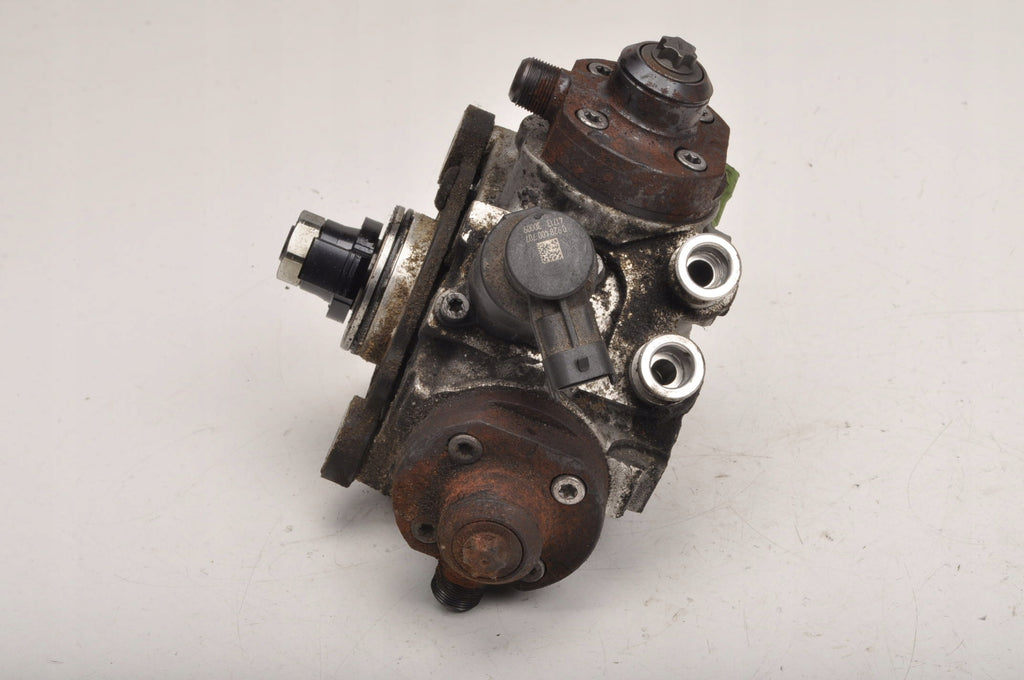 VOLVO V40 II 2.0 D3 150KM INJECTION PUMP 0445010681 31372081