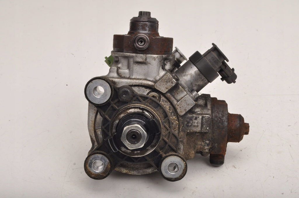 VOLVO V40 II 2.0 D3 150KM INJECTION PUMP 0445010681 31372081