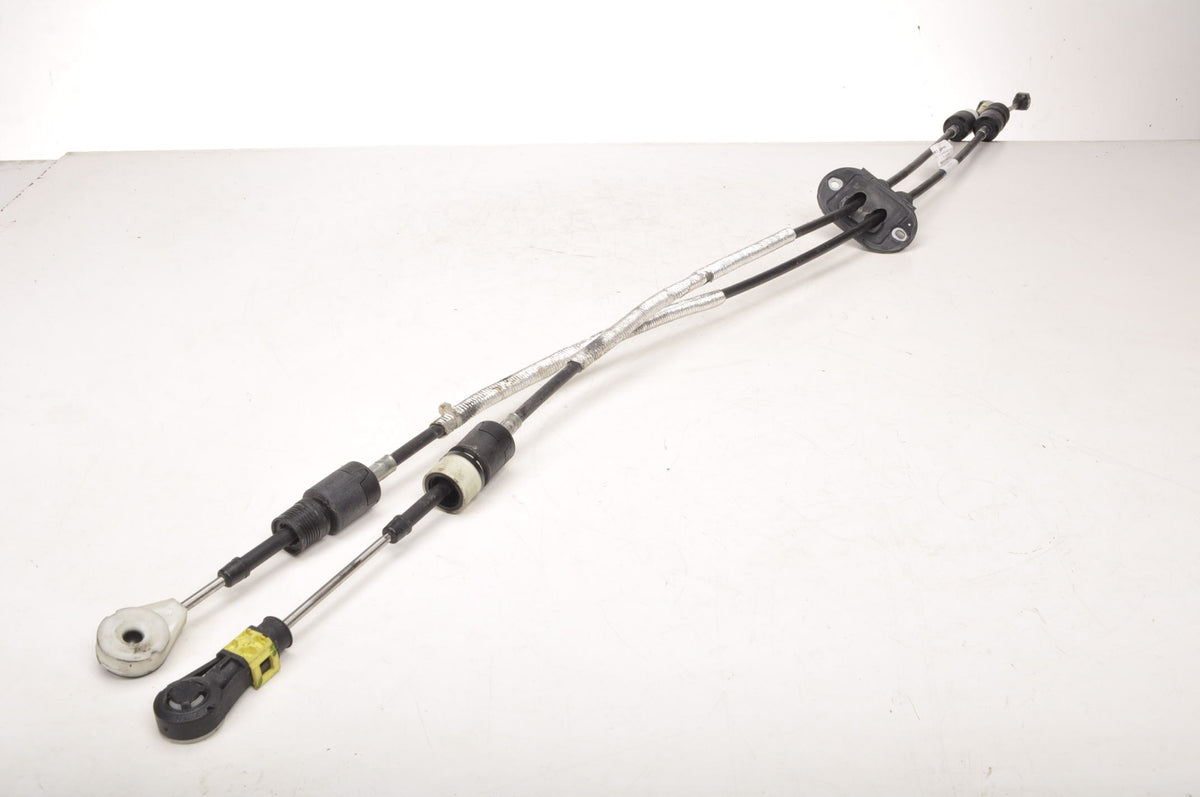 VOLVO V40 II 2.0 D4 SHIFT CABLES 31325593