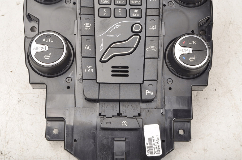 VOLVO V40 II AIR SUPPLY PANEL 31398642