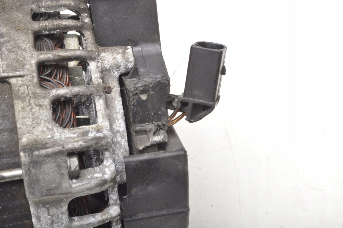 VOLVO V40 II ALTERNATOR 31288880
