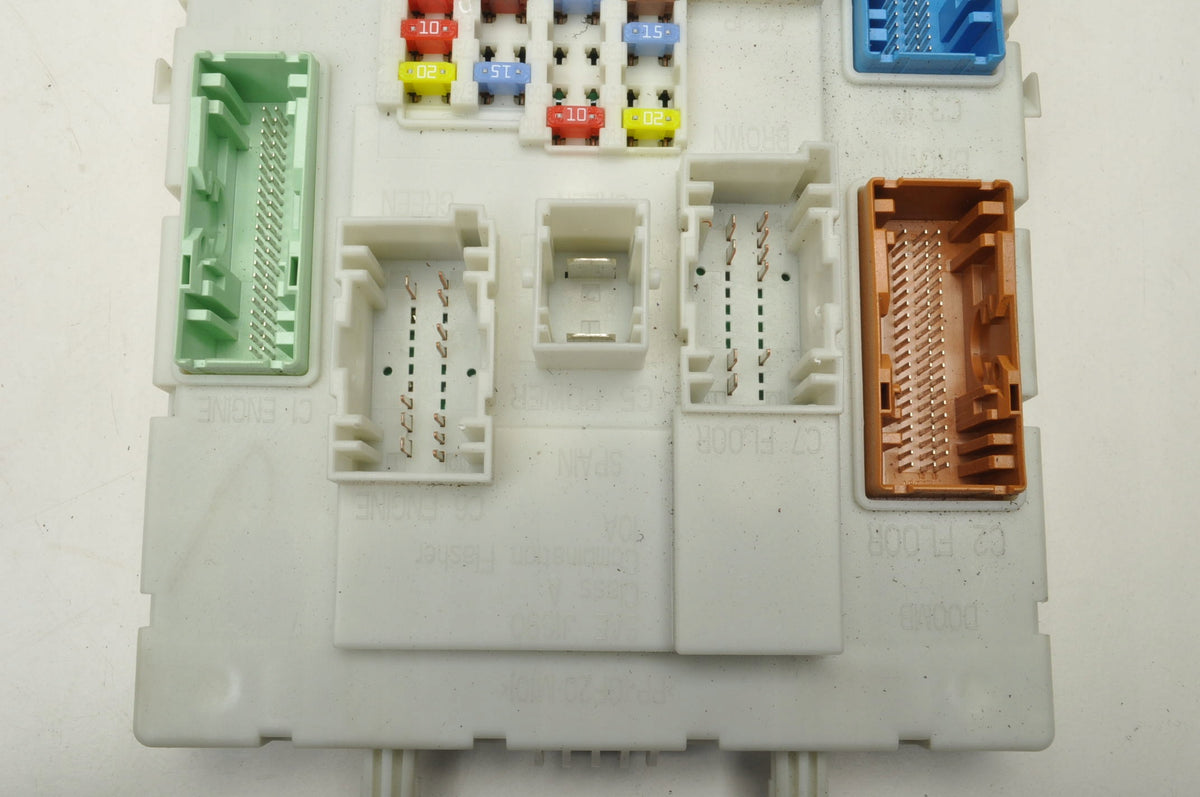VOLVO V40 II BOX MODULE BSI 31453131