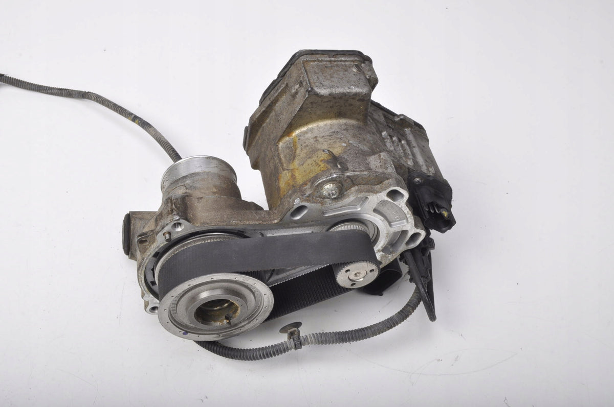 VOLVO V40 II ENGINE A0026396 41516971B
