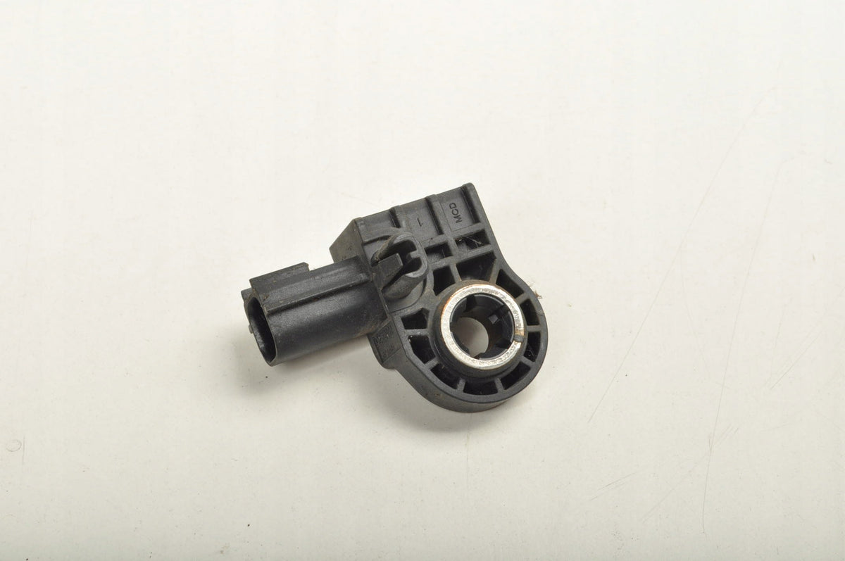 VOLVO V40 II IMPACT SENSOR 31387892
