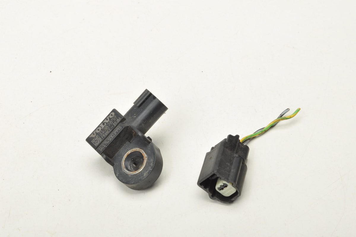 VOLVO V40 II IMPACT SENSOR PLUG 31387892