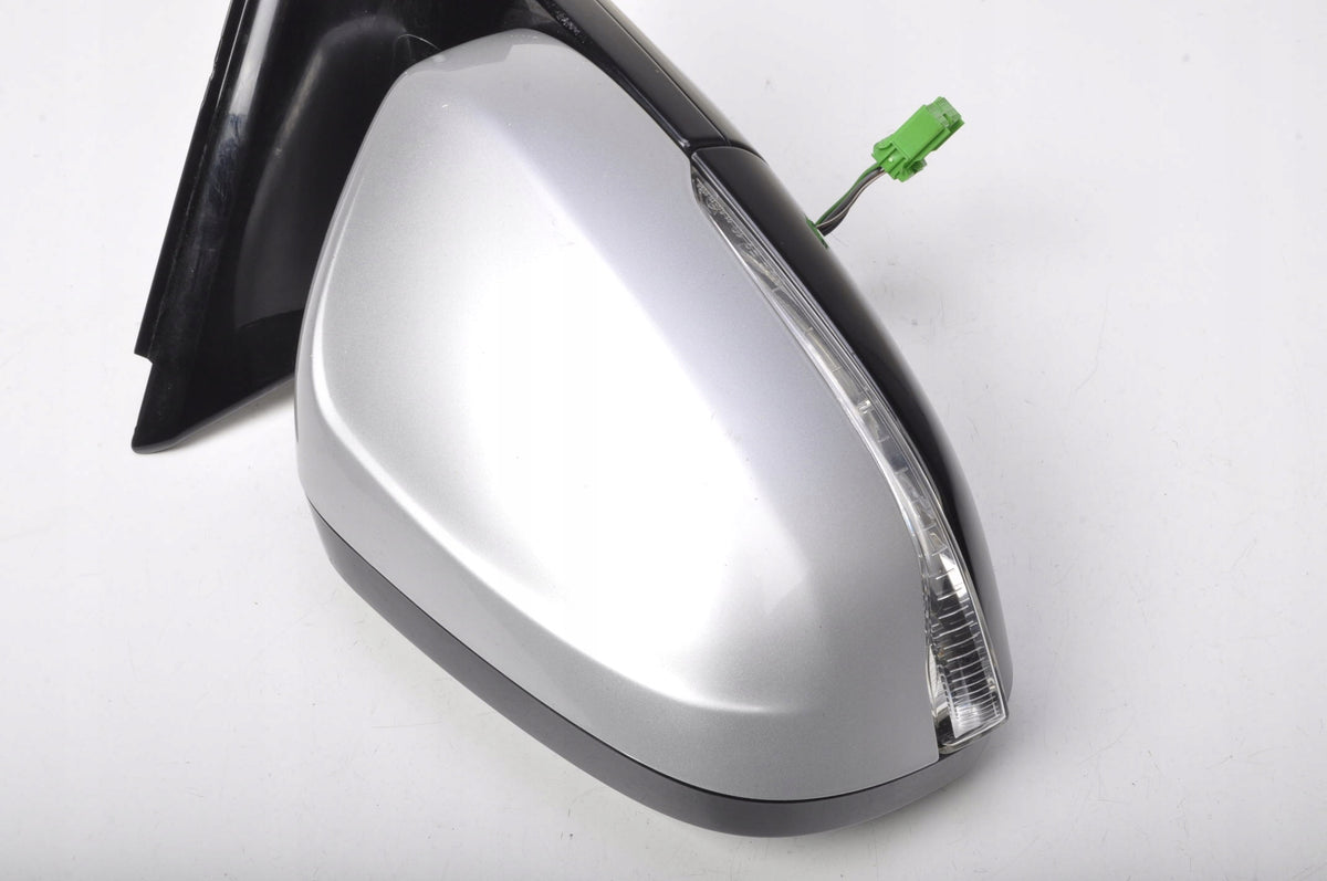 VOLVO V40 II MIRROR RIGHT ELECTRIC 8 PIN