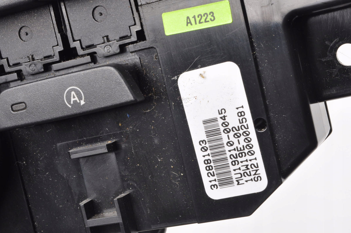 VOLVO V40 II PANEL AIR CONDITIONING SWITCH 31288103