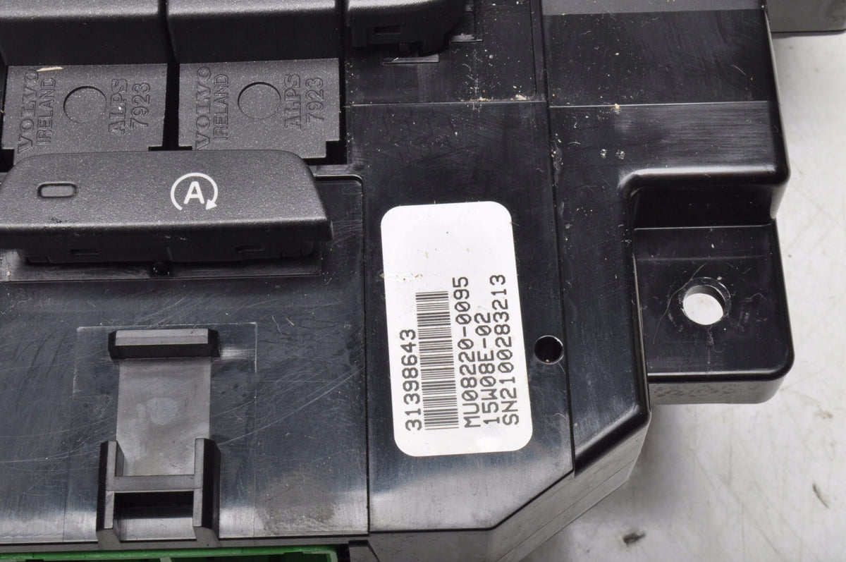 VOLVO V40 II PANEL AIR CONDITIONING SWITCH 31398643