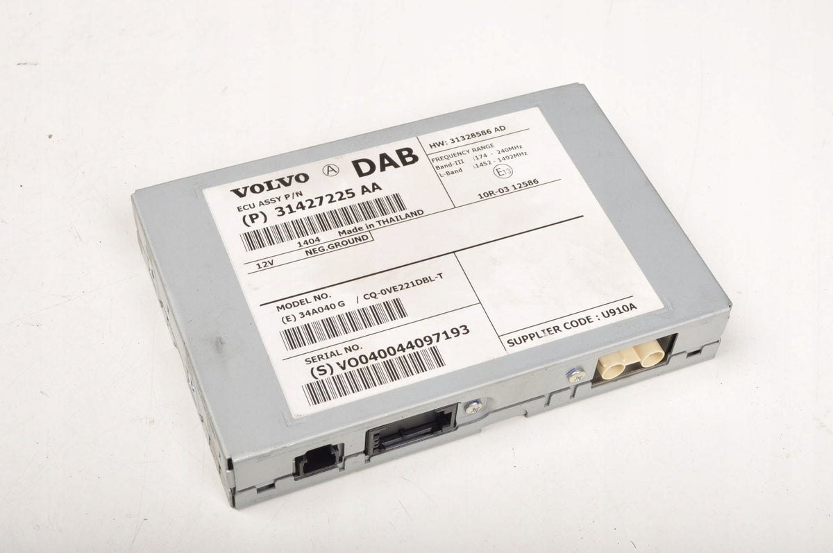 VOLVO V40 II RELAY MODULE 31427225 DAB