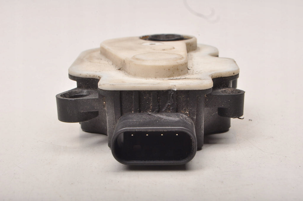 VOLVO V40 II S60 II V60 XC60 S80 II V70 III SHUTTER MOTOR LIFT 31455612
