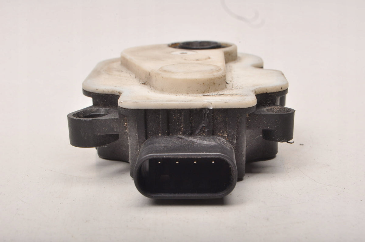 VOLVO V40 II S60 II V60 XC60 S80 II V70 III SHUTTER MOTOR LIFT 31455612