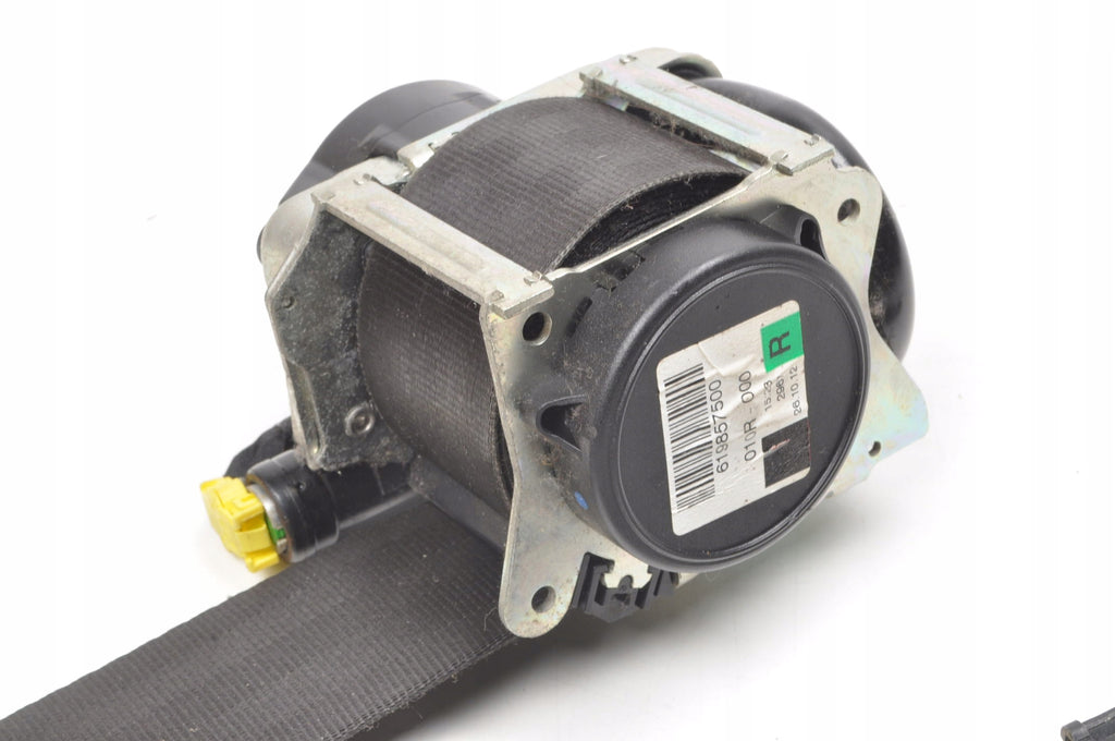 VOLVO V40 II SEAT BELT RIGHT FRONT 31292067 619857500