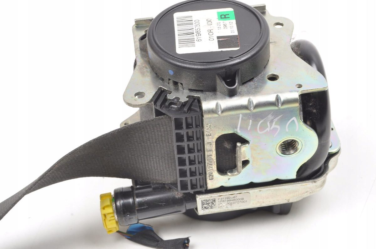 VOLVO V40 II SEAT BELT RIGHT FRONT 31292067 619857500