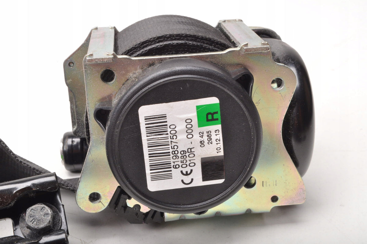 VOLVO V40 II SEAT BELT RIGHT FRONT 31390454 619857500
