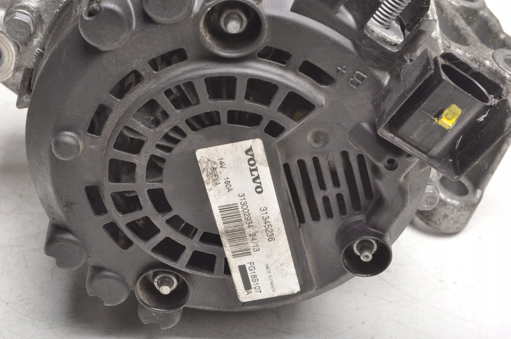 VOLVO V40 II T3 GTDi 150KM ALTERNATOR 31345236 180A