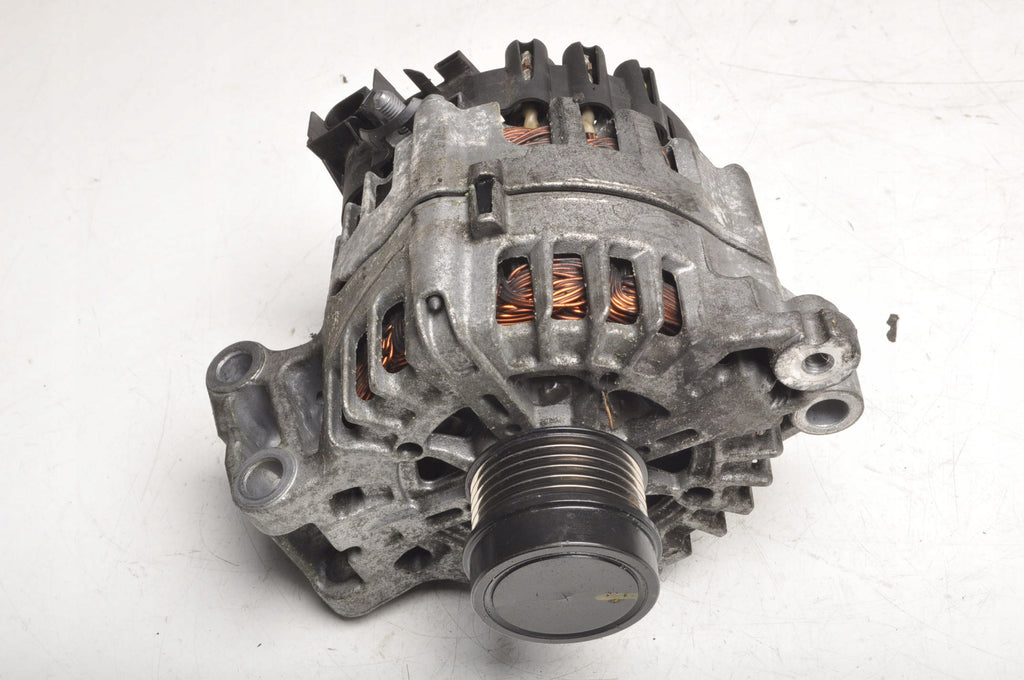 VOLVO V40 II T3 GTDi 150KM ALTERNATOR 31345236 180A