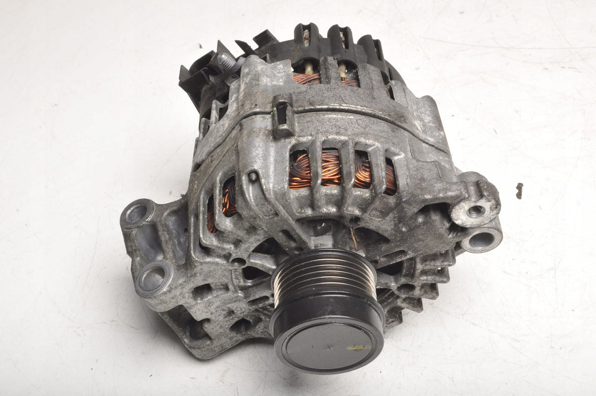 VOLVO V40 II T3 GTDi 150KM ALTERNATOR 31345236 180A