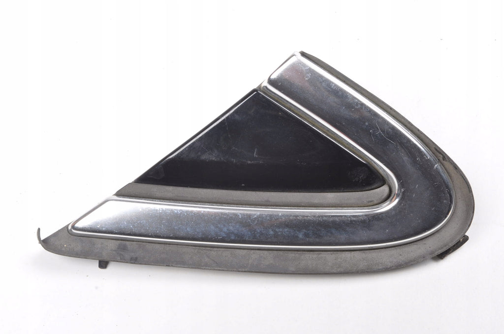 VOLVO V40 II TRIANGLE FENDER GUARD LEFT 31290675