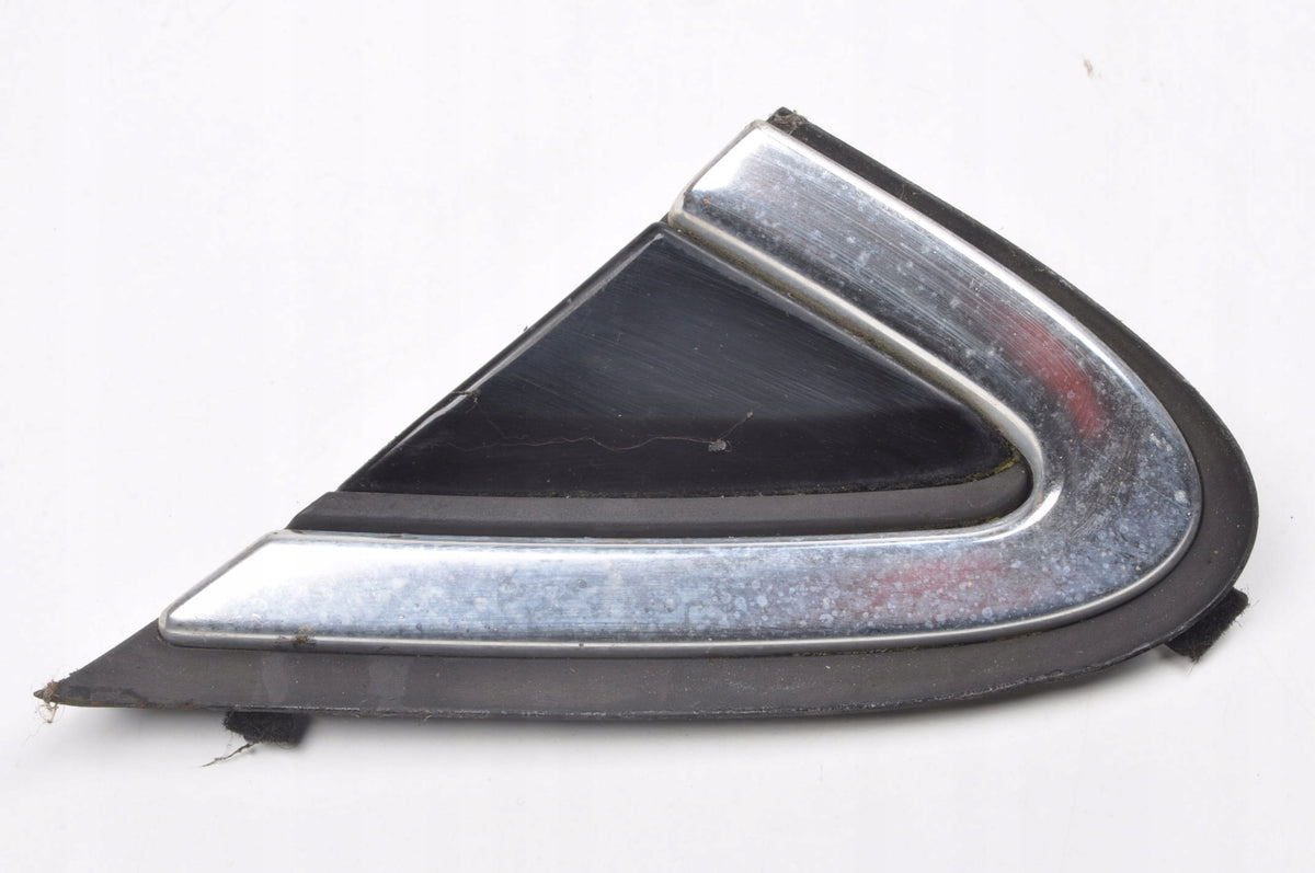 VOLVO V40 II TRIANGLE FENDER GUARD LEFT 31349229 31290675