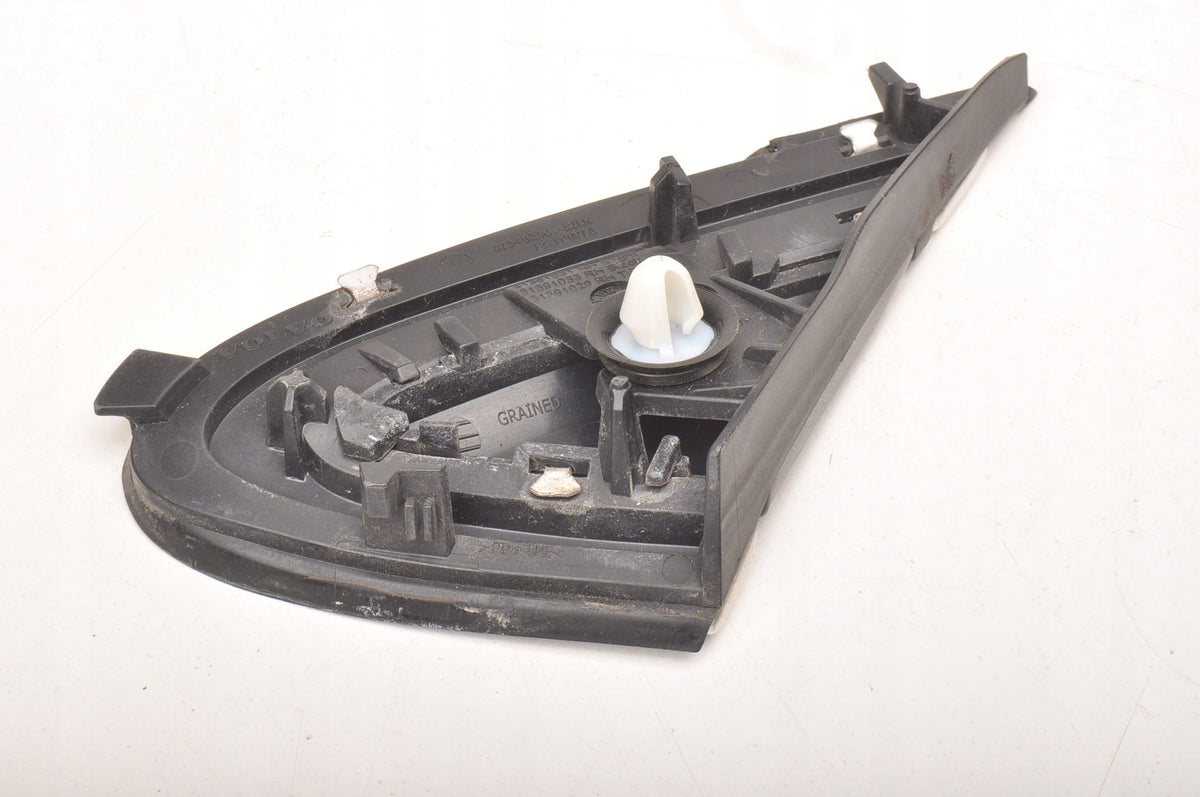 VOLVO V40 II TRIANGLE FENDER GUARD RIGHT 31349230