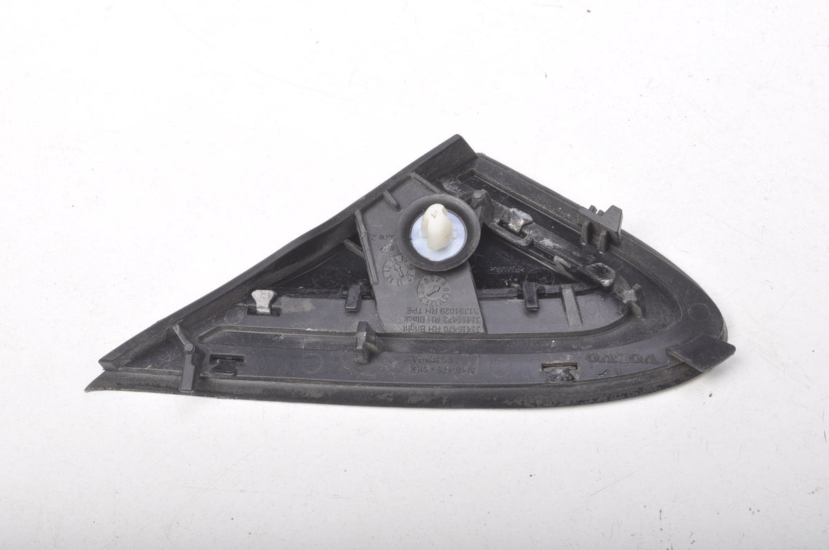 VOLVO V40 II TRIANGLE FENDER GUARD RIGHT 31416474