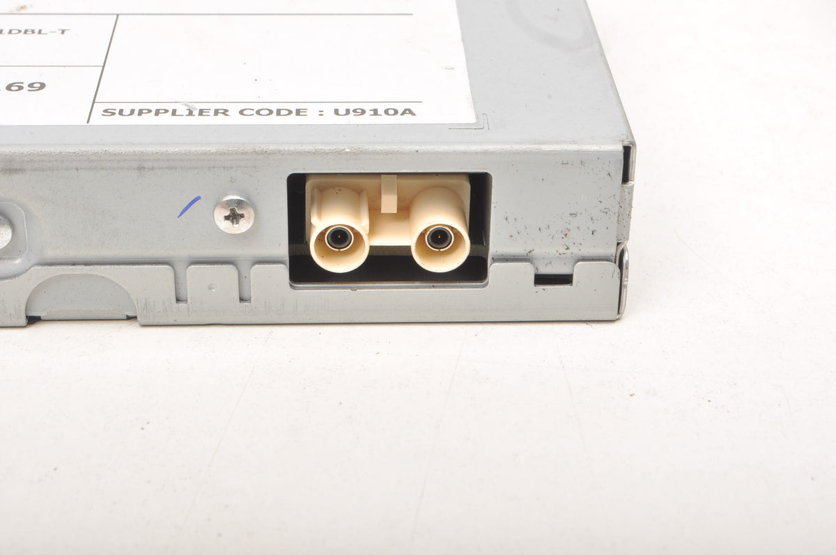 VOLVO V40 II XC60 AND V60 S60 ANTENNA AMPLIFIER 31667457