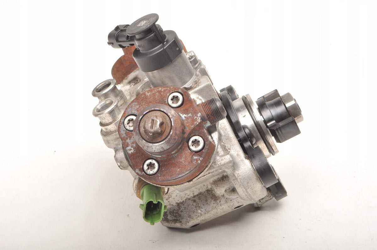 VOLVO V40 II XC70 II S60 II V60 2.0 D3 2.4 D5 INJECTION PUMP 31372081