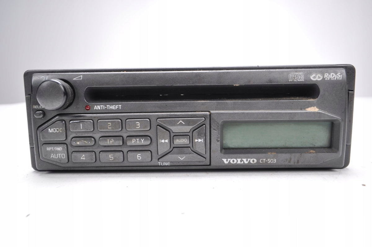 VOLVO V40 RADIO 8633020