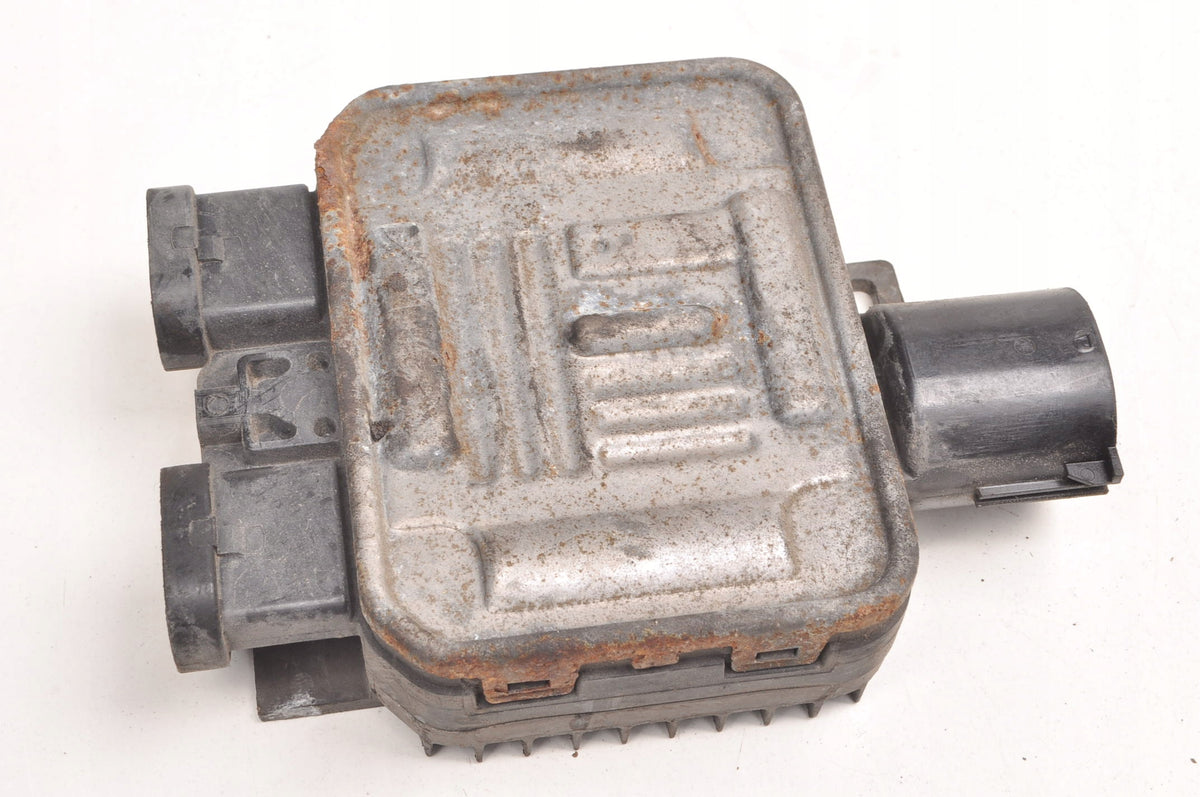 VOLVO V40 V60 S60 II 2.0 D4 FAN CONTROLLER MODULE 940013801