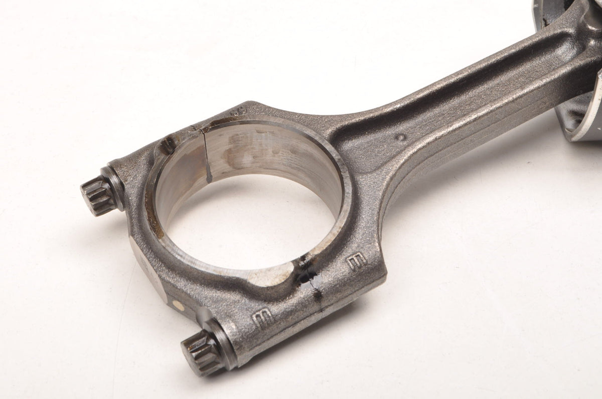 VOLVO V40 V60 XC60 V70 S80 2.0 D3 136KM PISTON WITH CONNECTING ROD 81L123 D4204T9