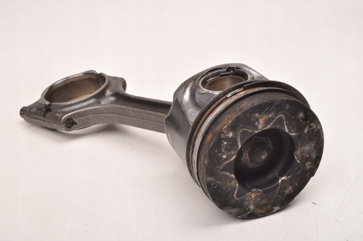 VOLVO V40 V60 XC60 V70 S80 2.0 D3 136KM PISTON WITH CONNECTING ROD 81L123 D4204T9