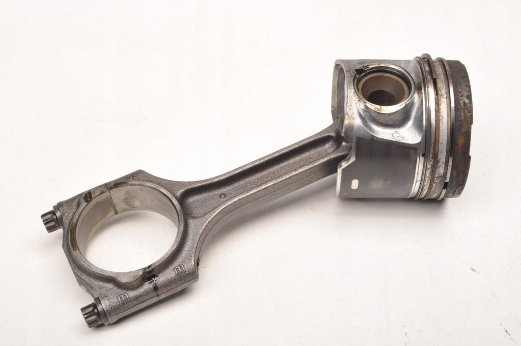 VOLVO V40 V60 XC60 V70 S80 2.0 D3 136KM PISTON WITH CONNECTING ROD 81L123 D4204T9