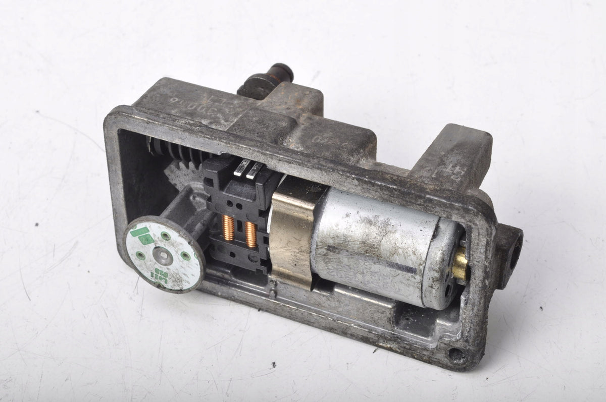 VOLVO V50 2.4 D5 TURBINE SETTER G-40 30056 L1