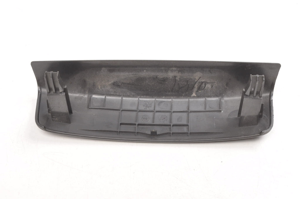 VOLVO V50 HEADLINER UPHOLSTERY MOUNT 08663510