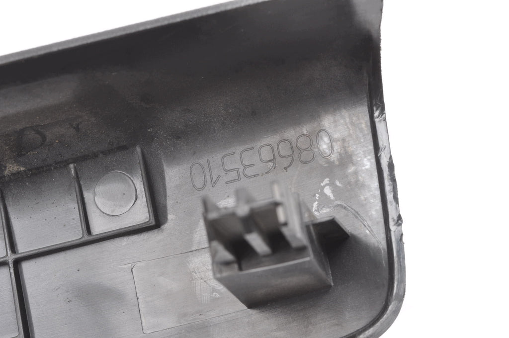 VOLVO V50 HEADLINER UPHOLSTERY MOUNT 08663510
