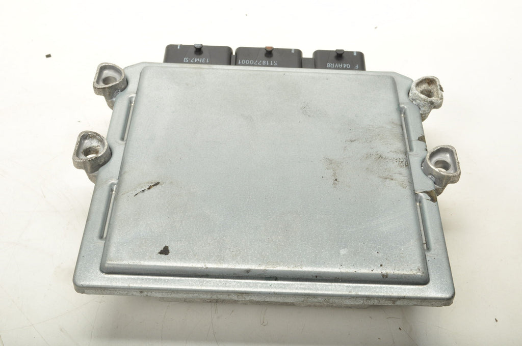 VOLVO V50 S40 C30 C70 2.0 D COMPUTER ENGINE DRIVER 31211071
