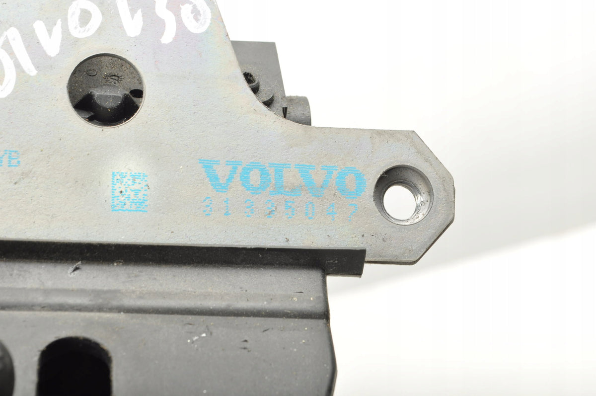 VOLVO V50 TAILGATE LOCK 31335047