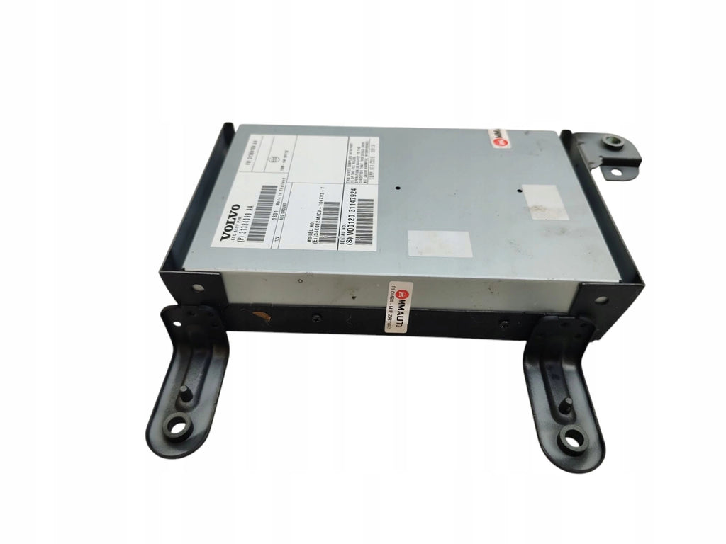 VOLVO V60 AND 31384099AA 31384104AA AMPLIFIER