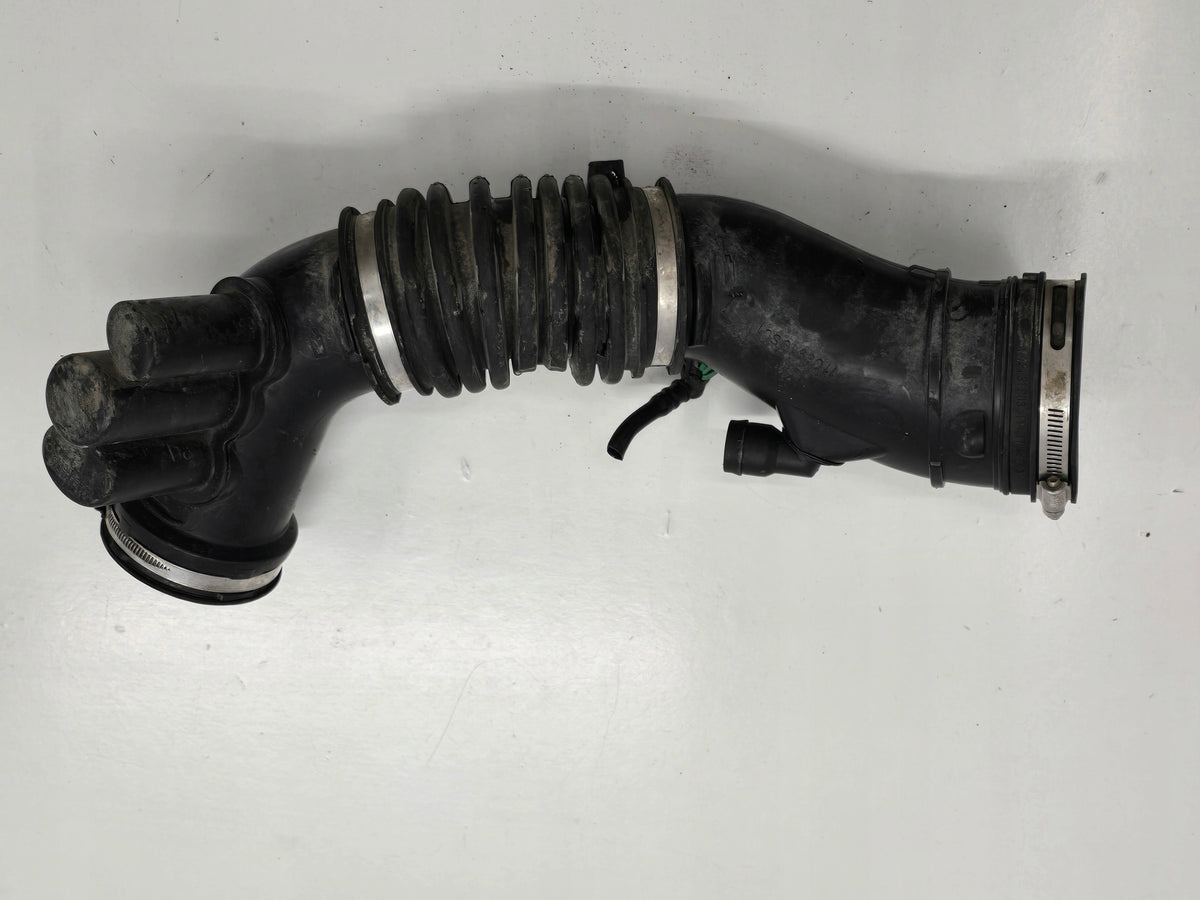 VOLVO V60 AND S60 II 12R HOSE AIR PIPE 1.6 T3 31338561