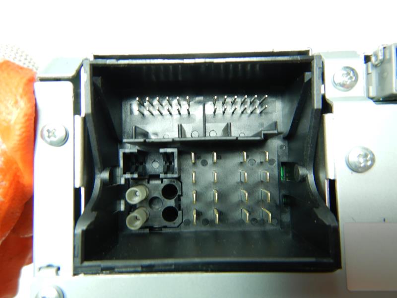 VOLVO V60 I, S60 II, V40, XC40 Navigation Radio Media Player / Reader Unit - Part Number 32247254