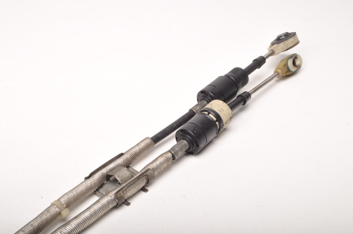 VOLVO V60 II 2.0 D3 SHIFT CABLES 31492743