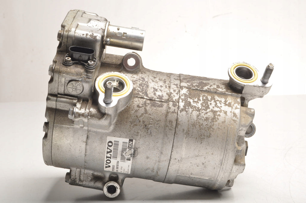 VOLVO V60 II 2.0 T6 Plug-in Hybrid AIR CONDITIONING COMPRESSOR 32260523 2020R
