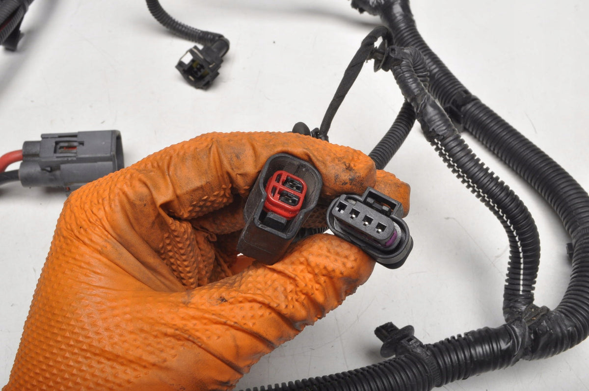 VOLVO V60 II BUNDLE ELECTRICAL INSTALLATION OF LAMPS